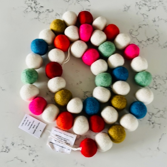 Pottery Barn Kids Multi Felted Ball Garland - Picture 7 of 13
